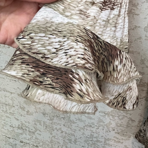 Whimsigoth Y2K Crinkle Top Tulip Sleeve Medium Essentials  Milano Square Buttons - Picture 7 of 14